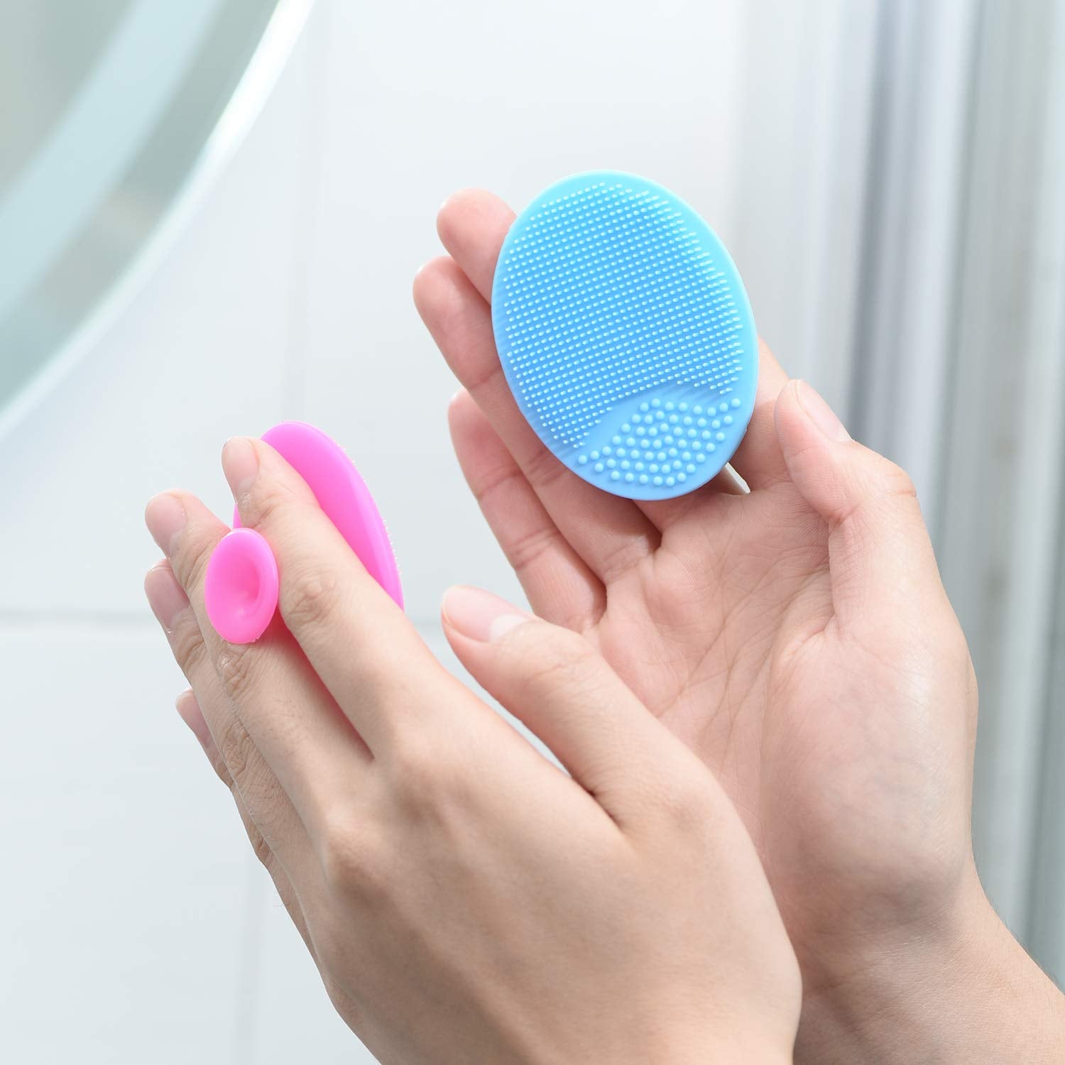 Facial Cleansing Brush